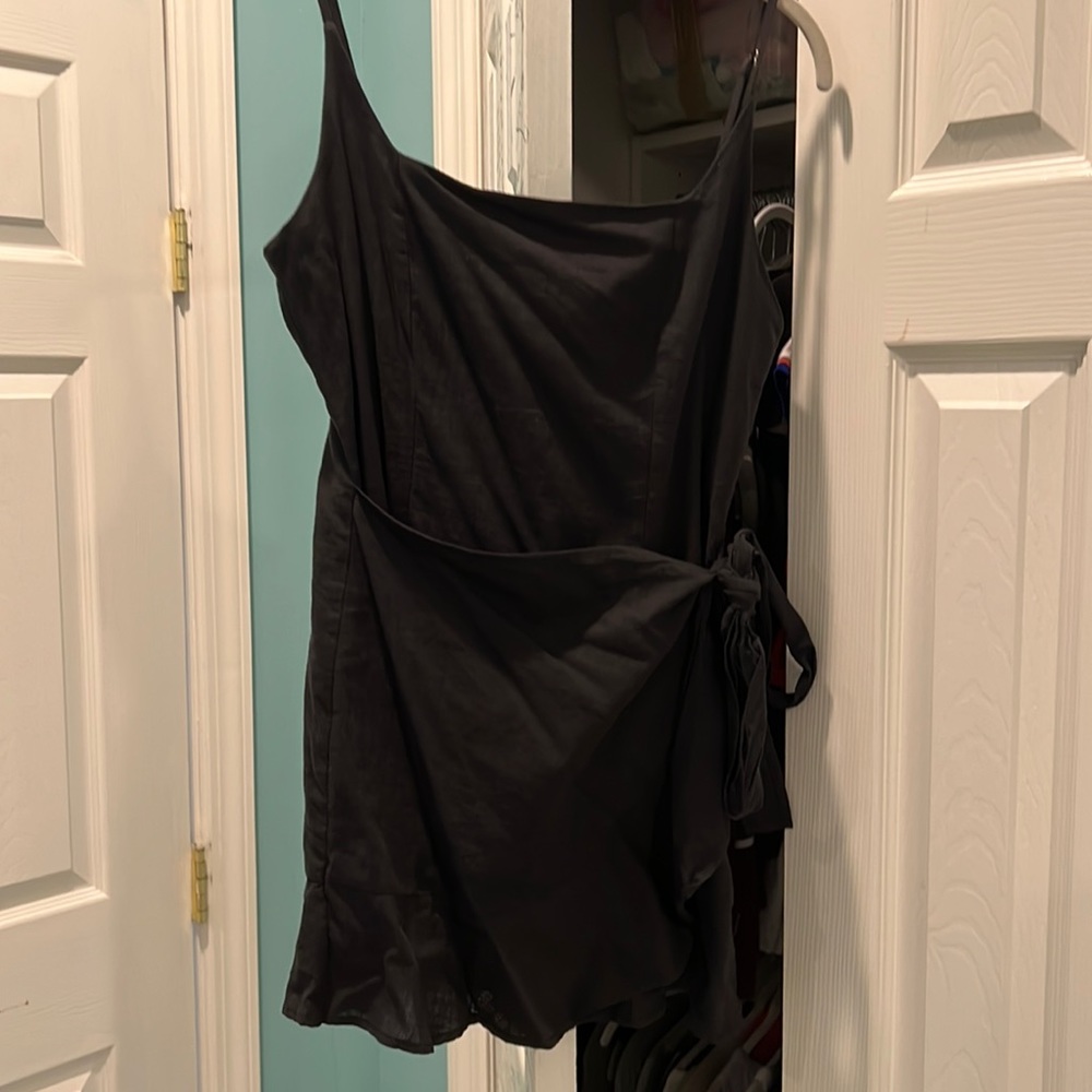 New with TAGS - Black princess polly dress size 8